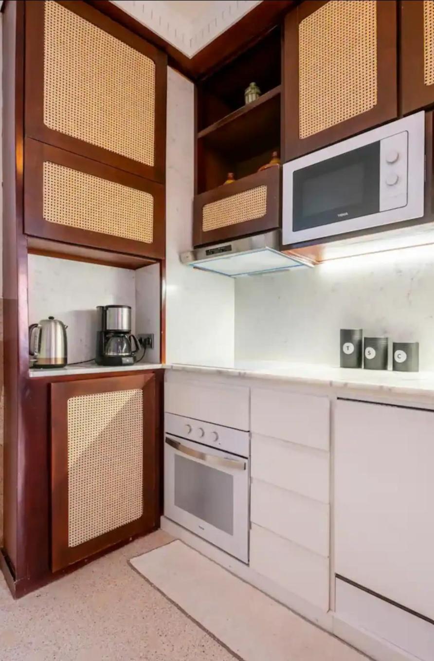 Absinthe Guest House Tangier Bagian luar foto
