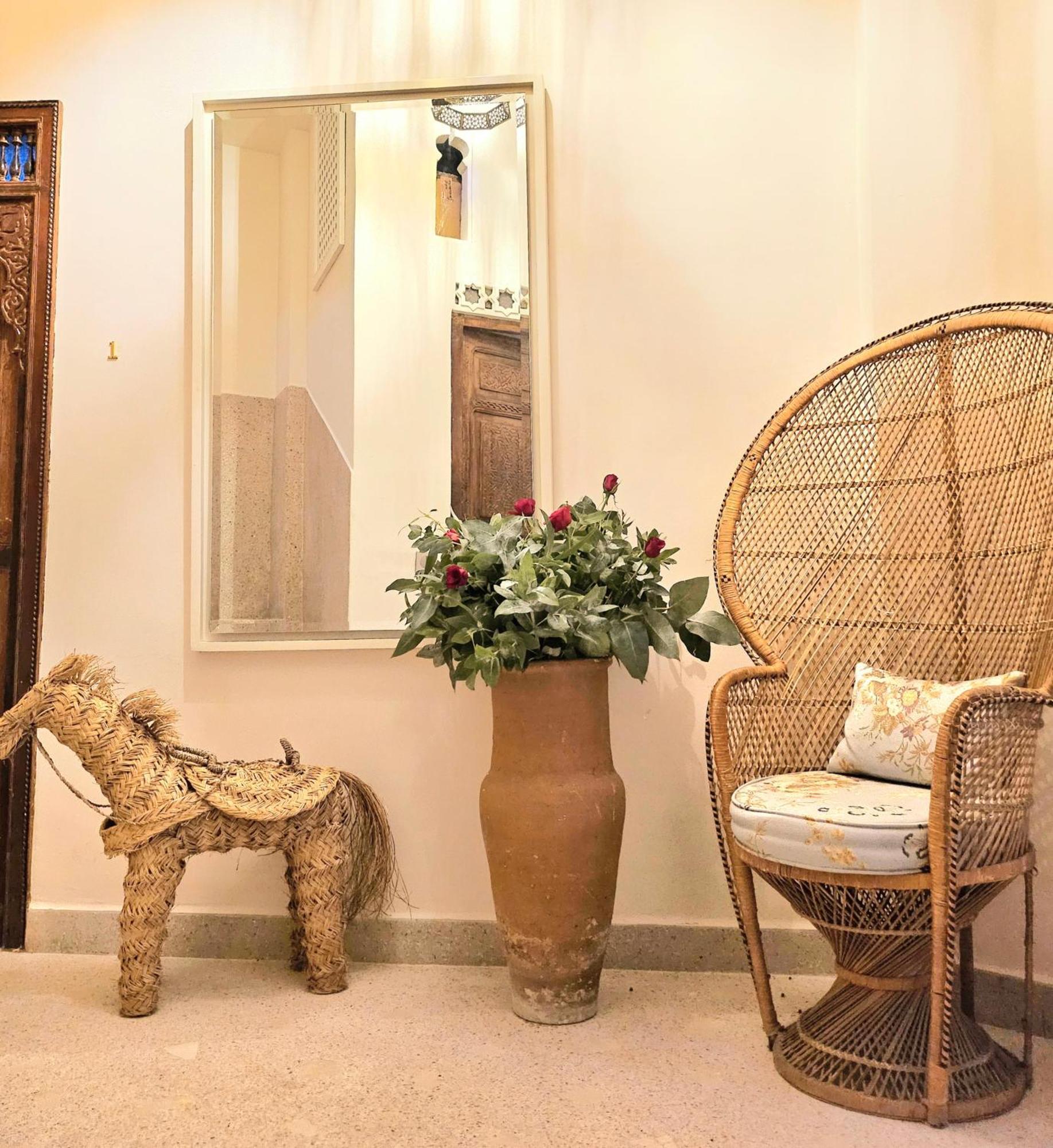Absinthe Guest House Tangier Bagian luar foto