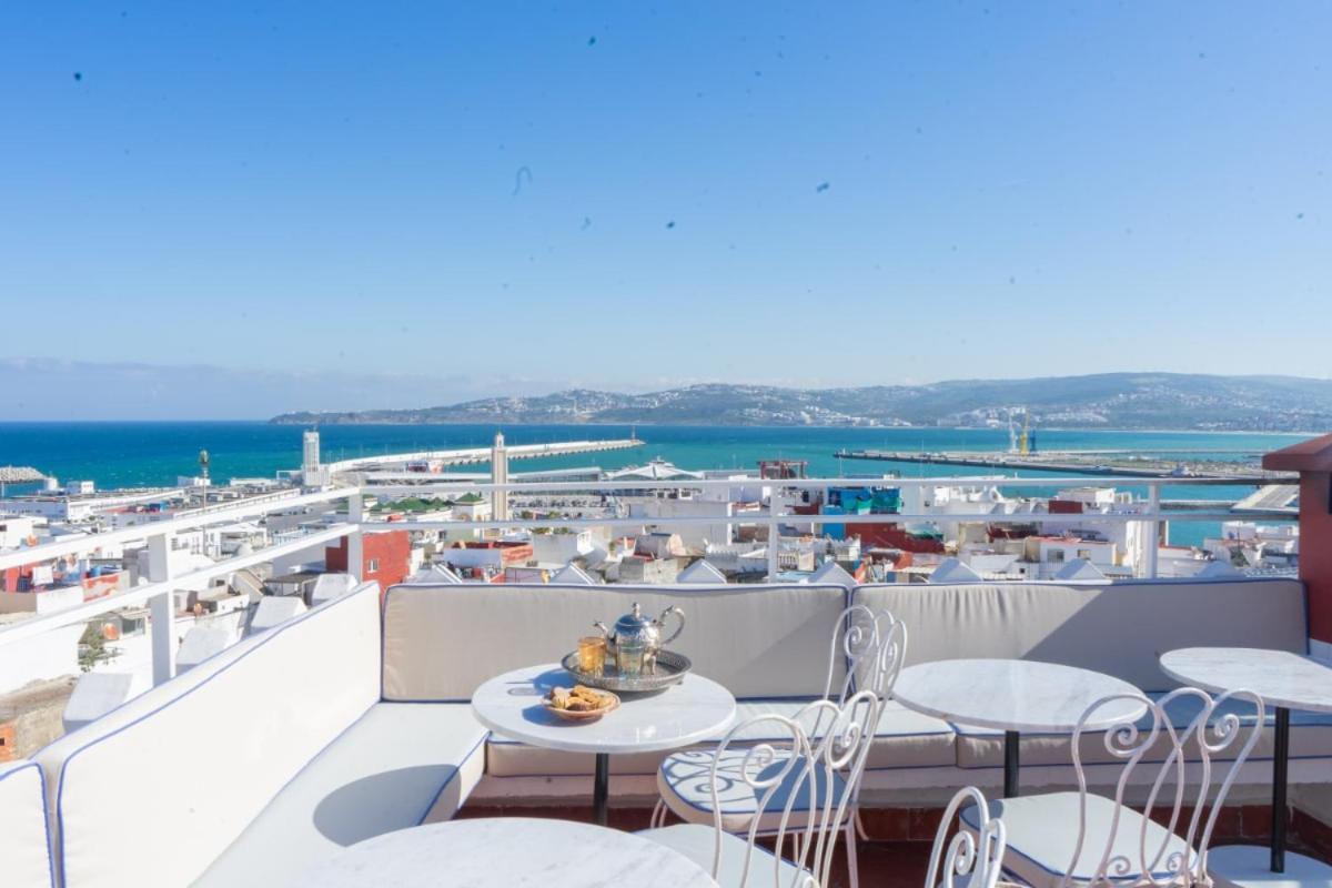 Absinthe Guest House Tangier Bagian luar foto